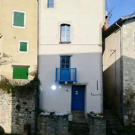 Le Petit Coin De Charme Bed and Breakfast 4*