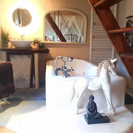 Bed and Breakfast Le Petit Coin De Charme Caylus