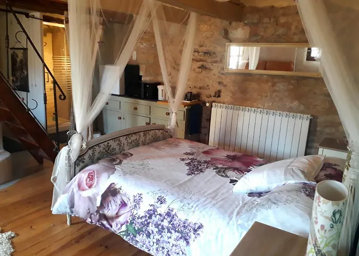 Le Petit Coin De Charme 4*